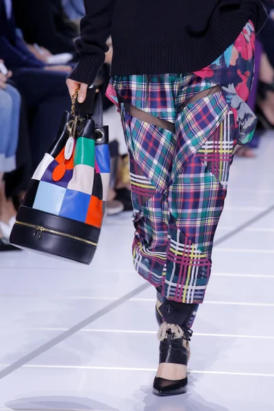 Look 71